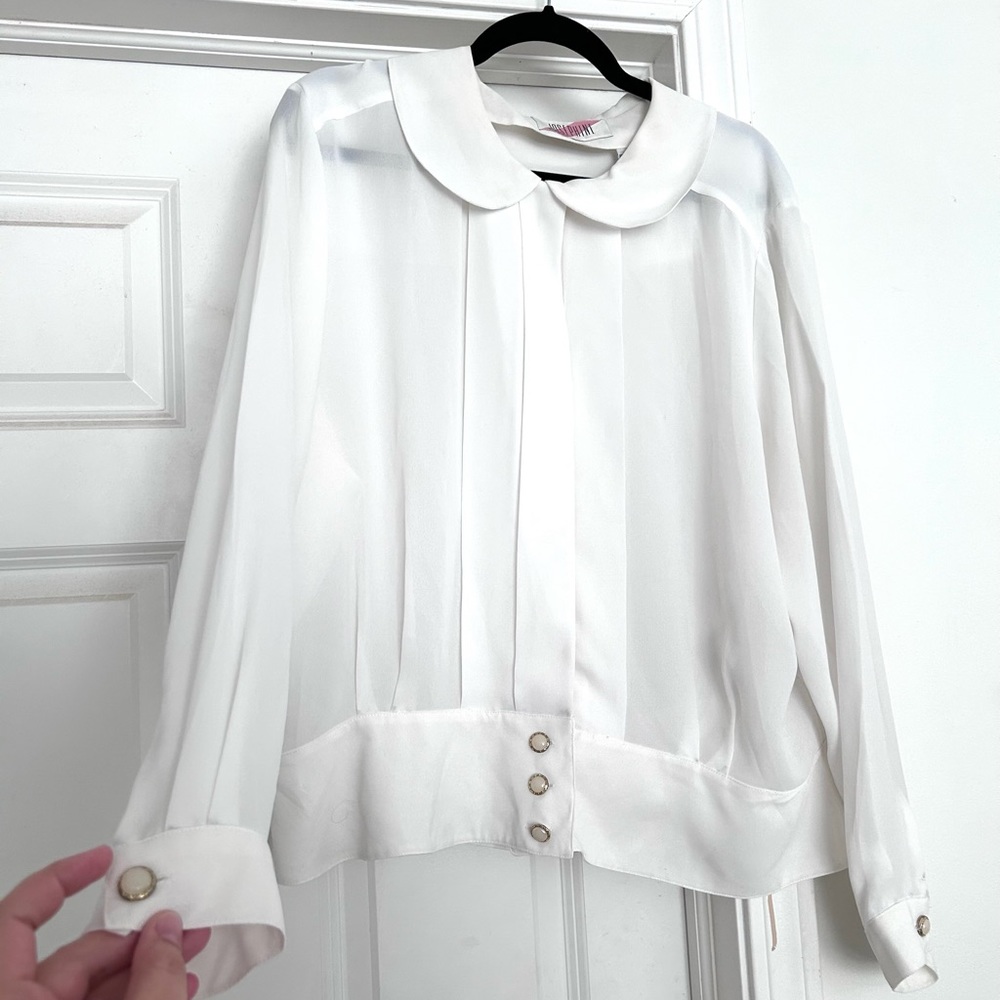 Vintage Pleated Blouse with Buttons